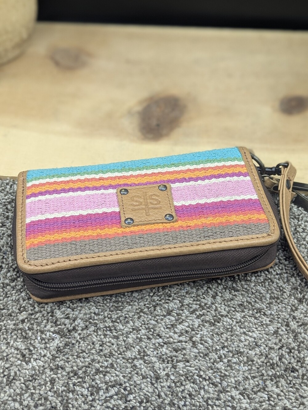 STS Cactus Serape Leather Wristlet Card Holder Phone